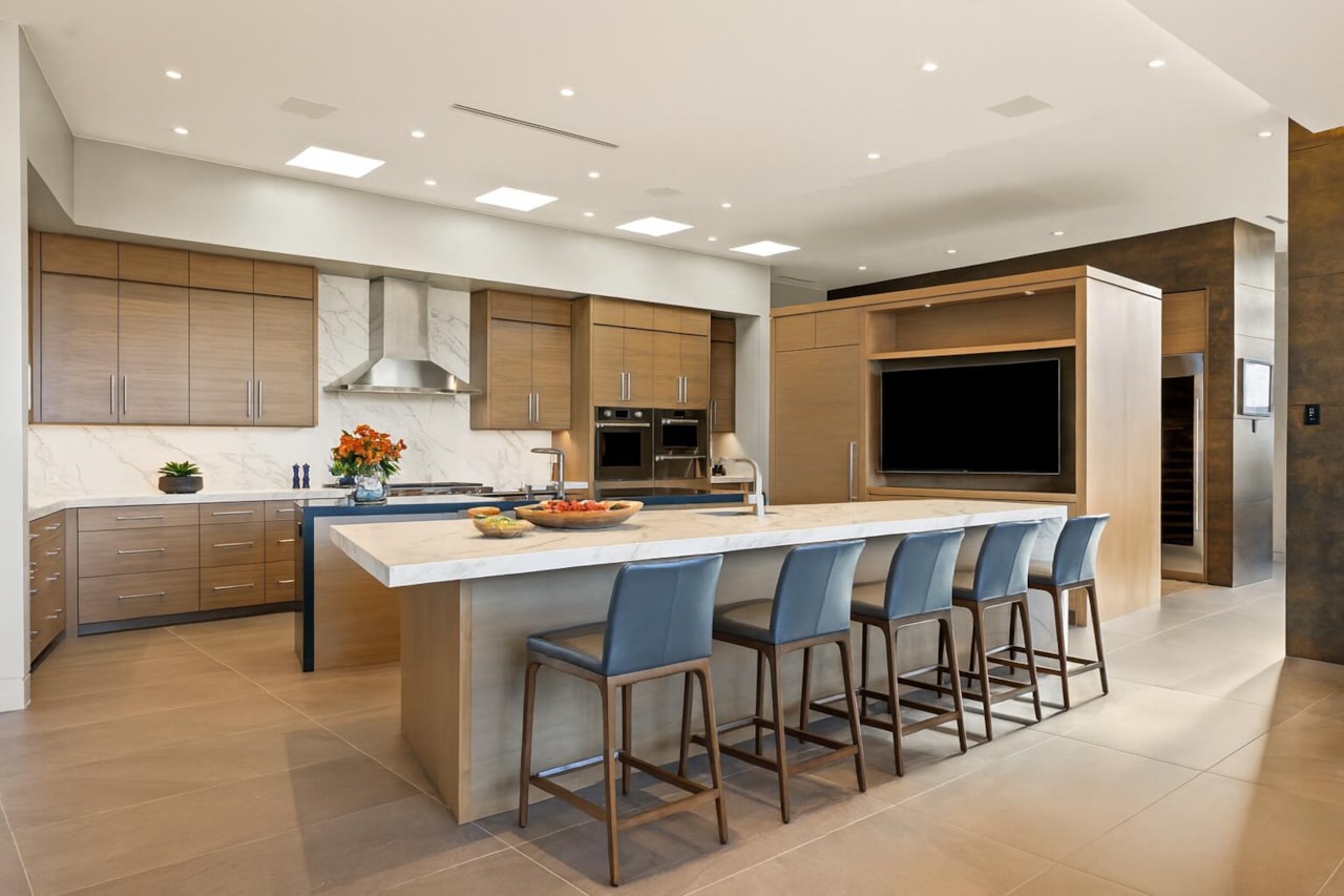 2515 N Tacheene DR St George, UT 84770 home for sale, MLS#25-265445 - Erika Rogers Photo 38