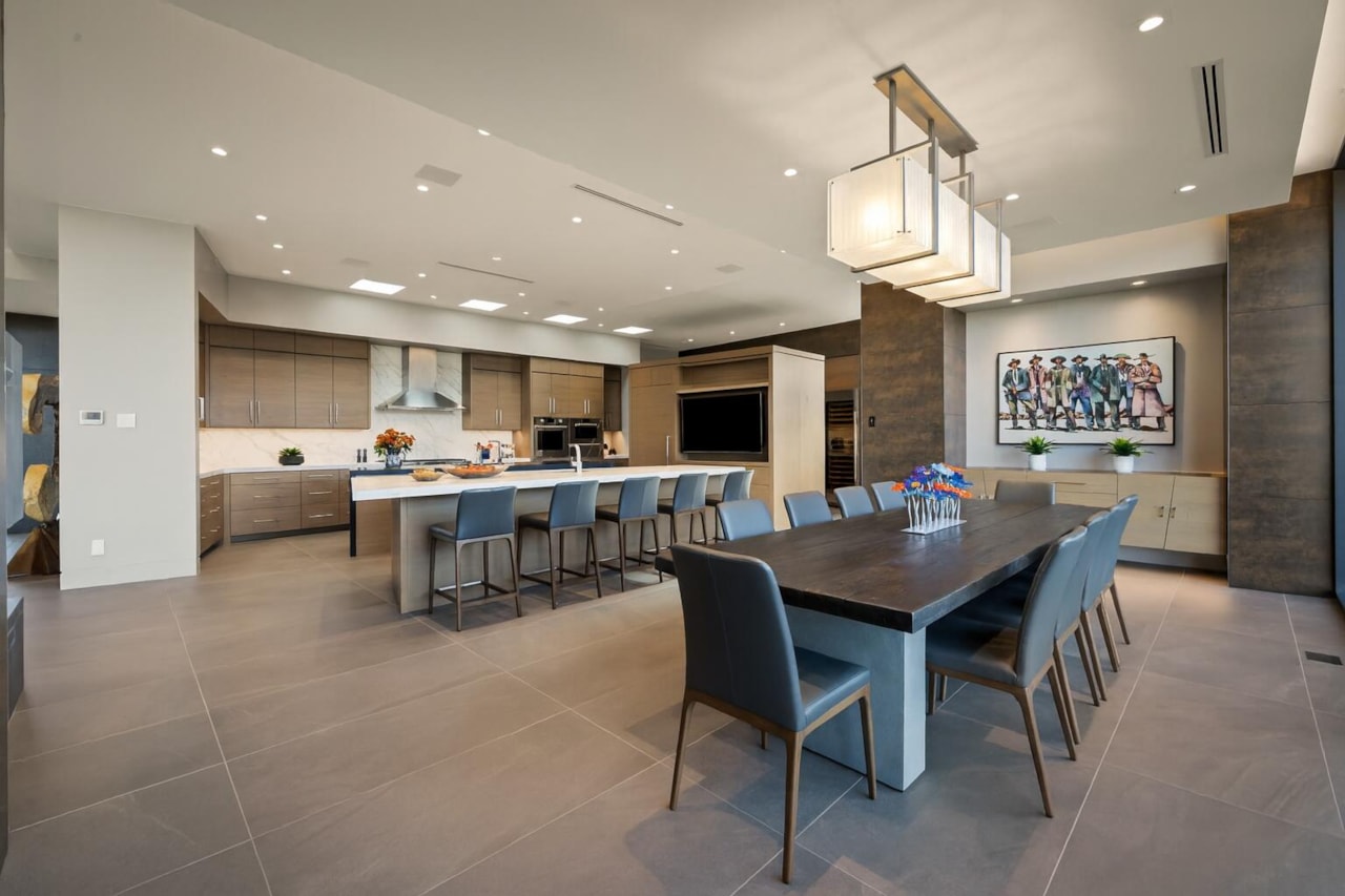 2515 N Tacheene DR St George, UT 84770 home for sale, MLS#25-265445 - Erika Rogers Photo 45