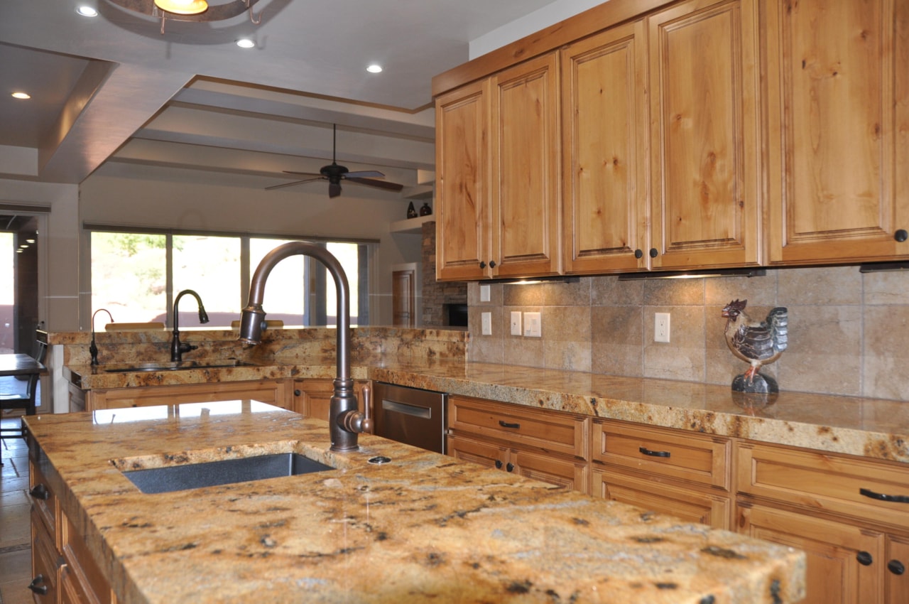 2254 N Cohonina CIR St George, UT 84770 home for sale, MLS#25-266275 - Erika Rogers Photo 12