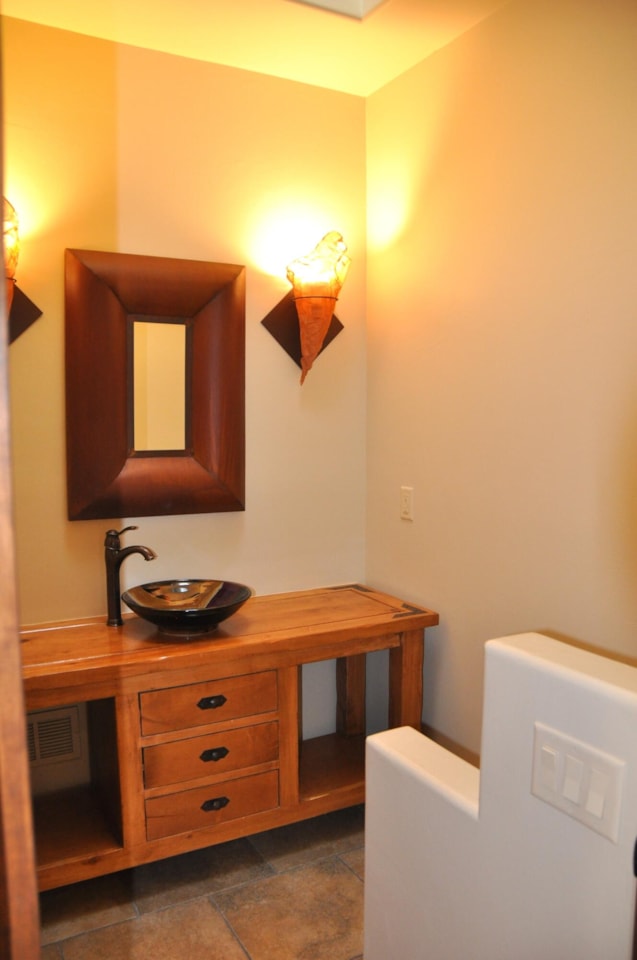 2254 N Cohonina CIR St George, UT 84770 home for sale, MLS#25-266275 - Erika Rogers Photo 16