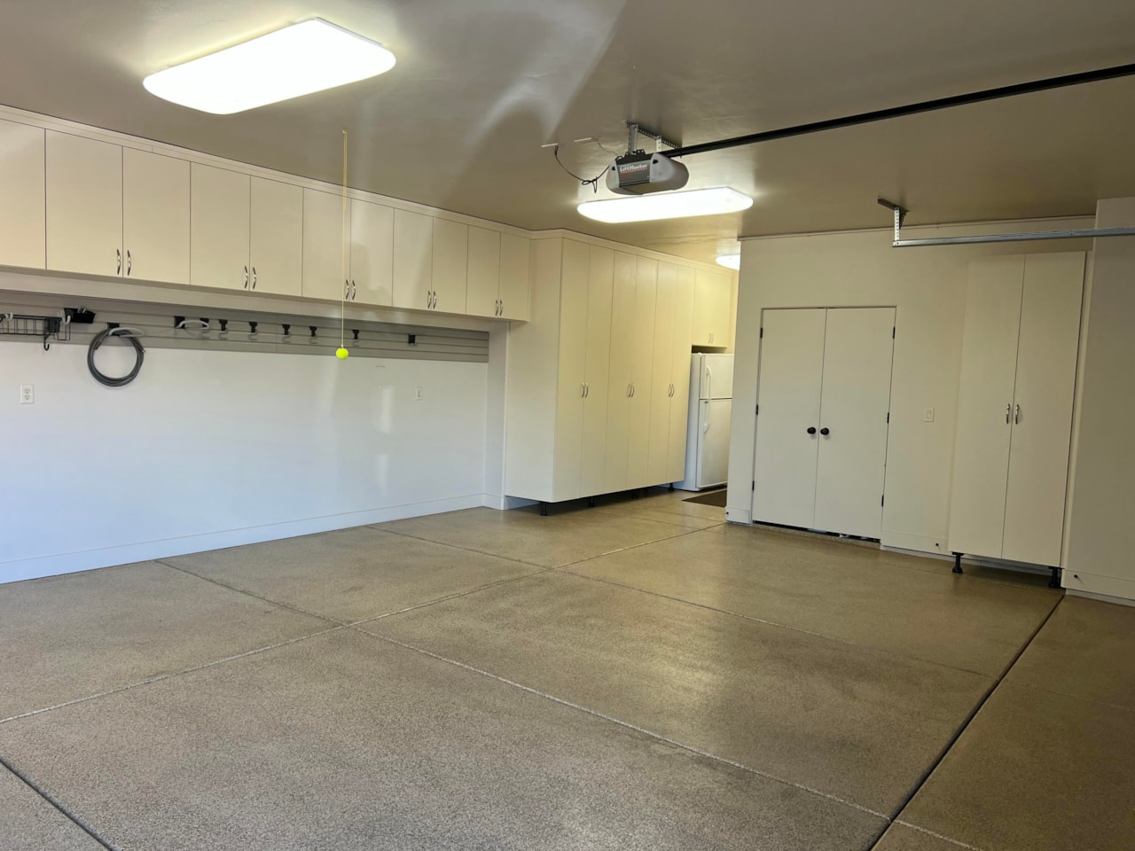 2254 N Cohonina CIR St George, UT 84770 home for sale, MLS#25-266275 - Erika Rogers Photo 23