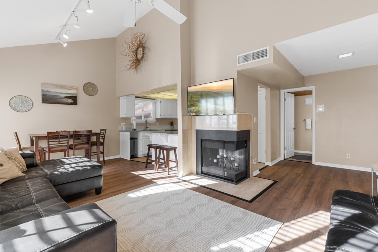 860 S Village RD #L-10 St George, UT 84770 condo for sale, MLS#25-266209 - Erika Rogers Photo 2