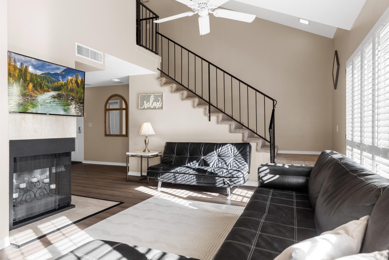 860 S Village RD #L-10 St George, UT 84770 condo for sale, MLS#25-266209 - Erika Rogers Photo 3