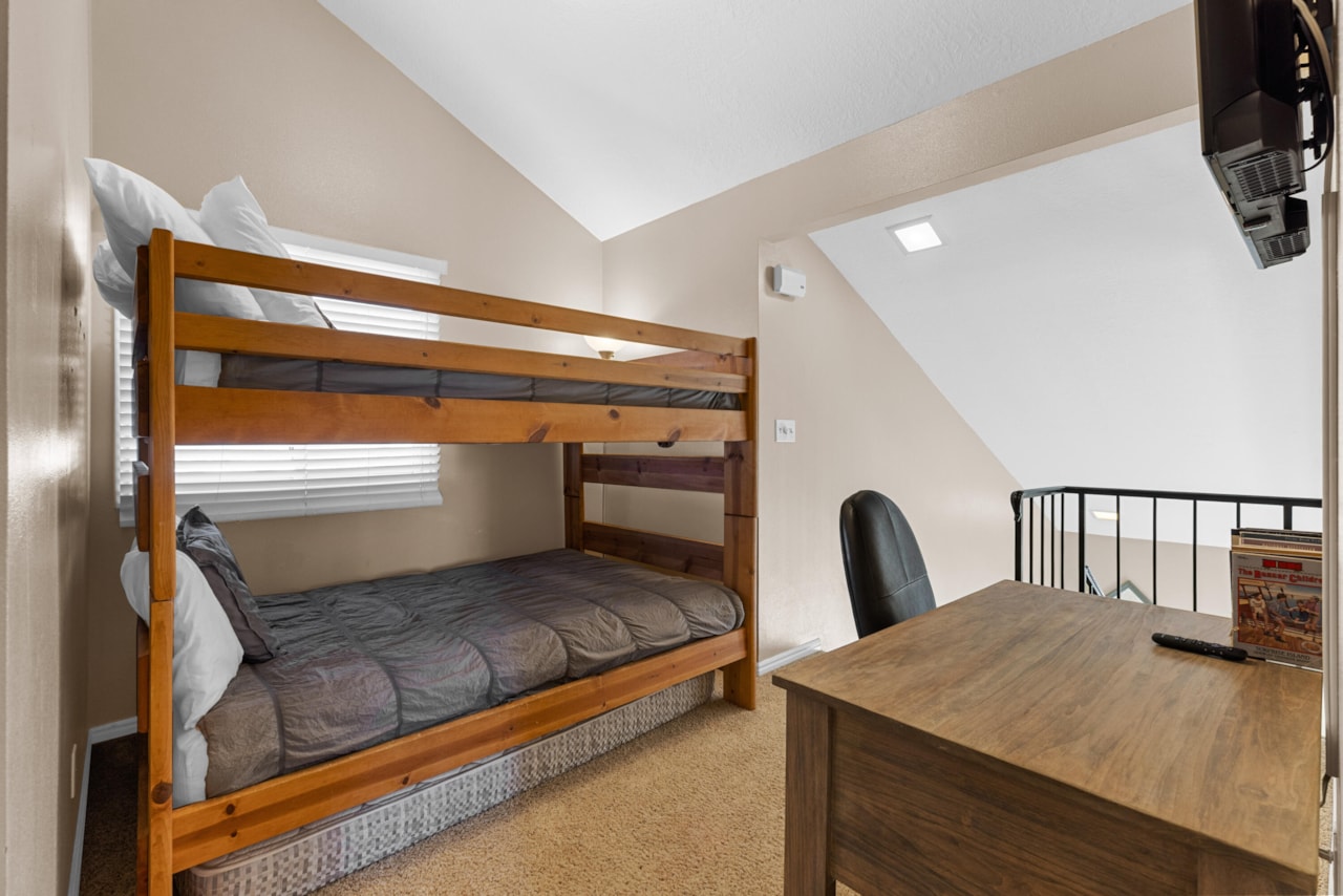 860 S Village RD #L-10 St George, UT 84770 condo for sale, MLS#25-266209 - Erika Rogers Photo 16