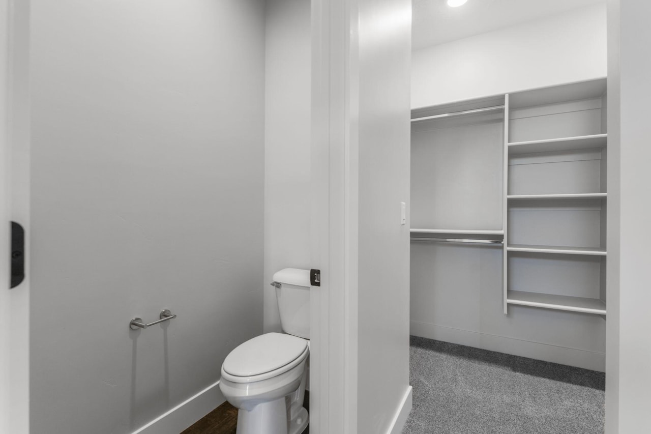 1071 E Coyote Crest DR Washington, UT 84780 home for sale, MLS#25-266155 - Erika Rogers Photo 22