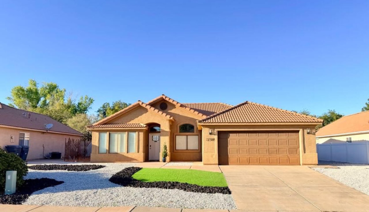 2389 E 630  N St George, UT 84790 home for sale, MLS#25-266285 - Erika Rogers