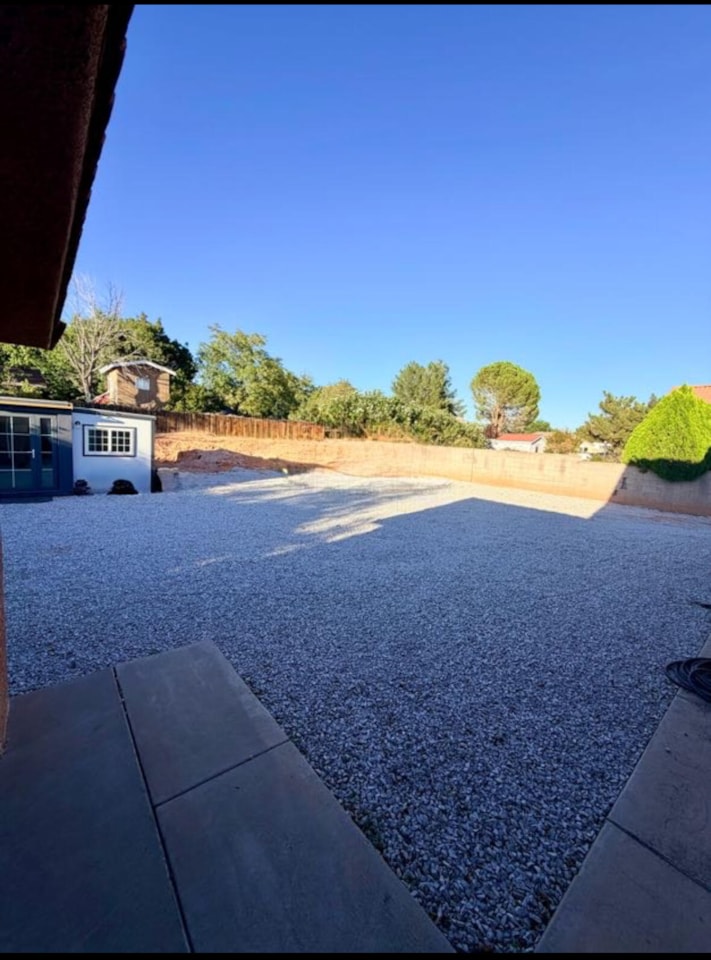 2389 E 630  N St George, UT 84790 home for sale, MLS#25-266285 - Erika Rogers Photo 7