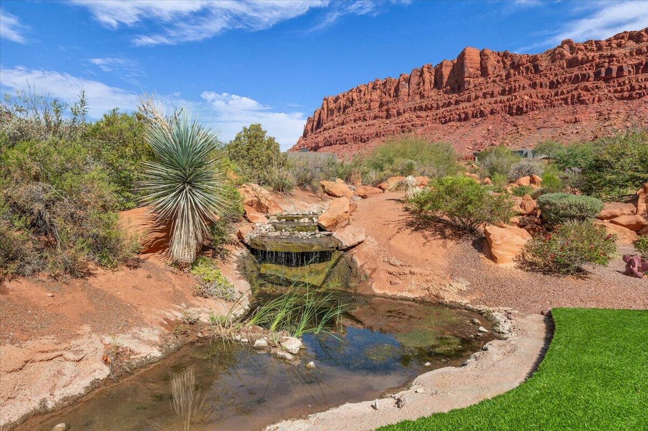 2331 W Entrada Trl #106 St George, UT 84770 home for sale, MLS#25-266014 - Erika Rogers Photo 26