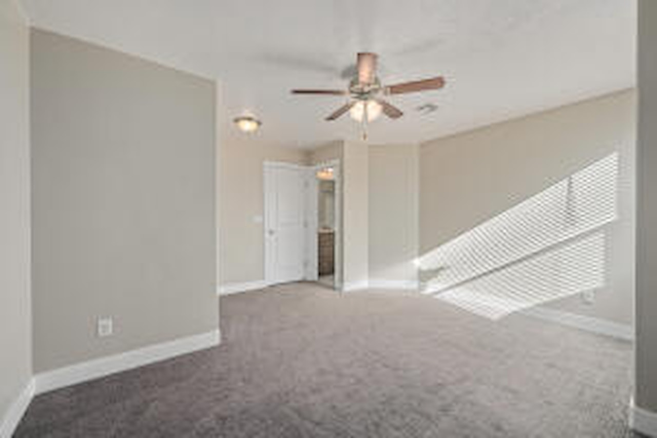 3239 S 840  E #20 St George, UT 84790 home for sale, MLS#25-266306 - Erika Rogers Photo 13