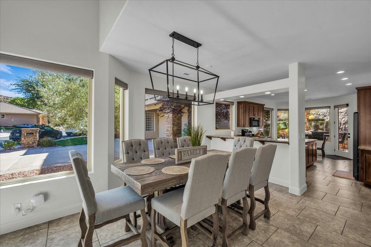 2240 E Cobalt #9 St George, UT 84790 home for sale, MLS#25-266300 - Erika Rogers Photo 11