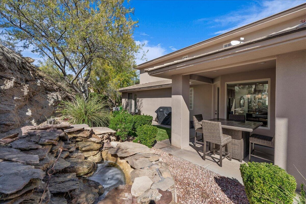 2240 E Cobalt #9 St George, UT 84790 home for sale, MLS#25-266300 - Erika Rogers Photo 7