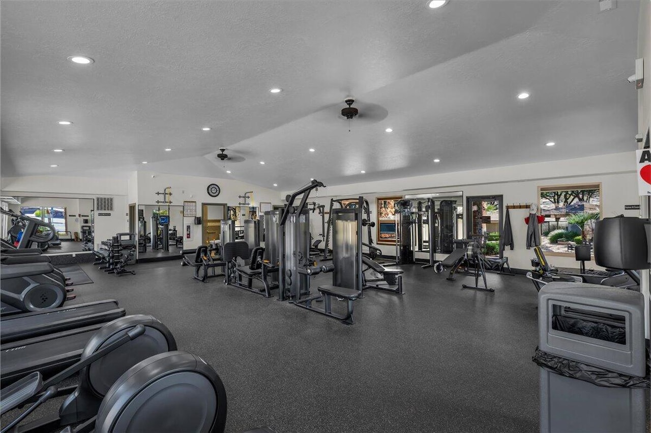 2240 E Cobalt #9 St George, UT 84790 home for sale, MLS#25-266300 - Erika Rogers Photo 33