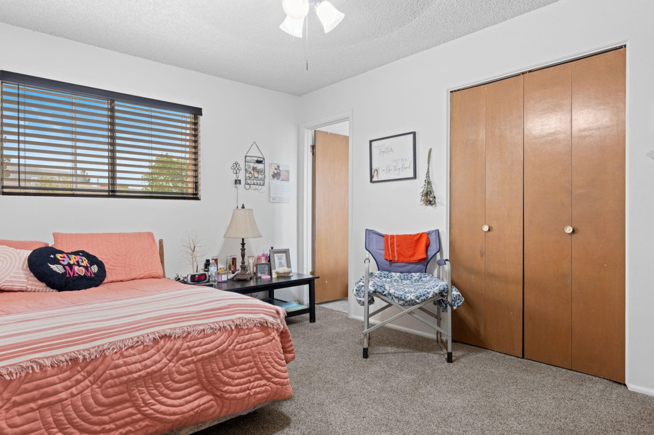 2105 E Panorama Parkway St George, UT 84790 home for sale, MLS#25-266323 - Erika Rogers Photo 7