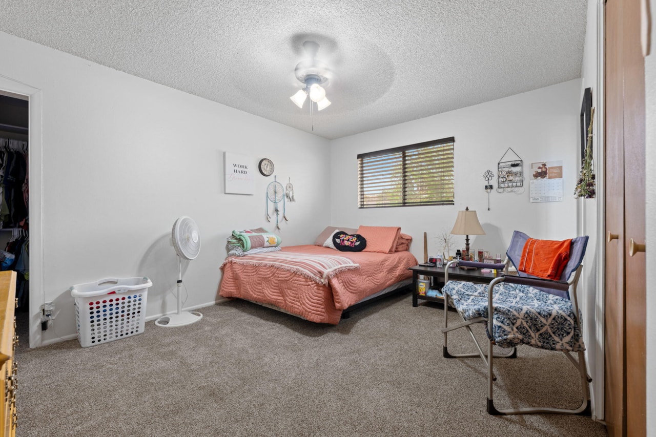 2105 E Panorama Parkway St George, UT 84790 home for sale, MLS#25-266323 - Erika Rogers Photo 16