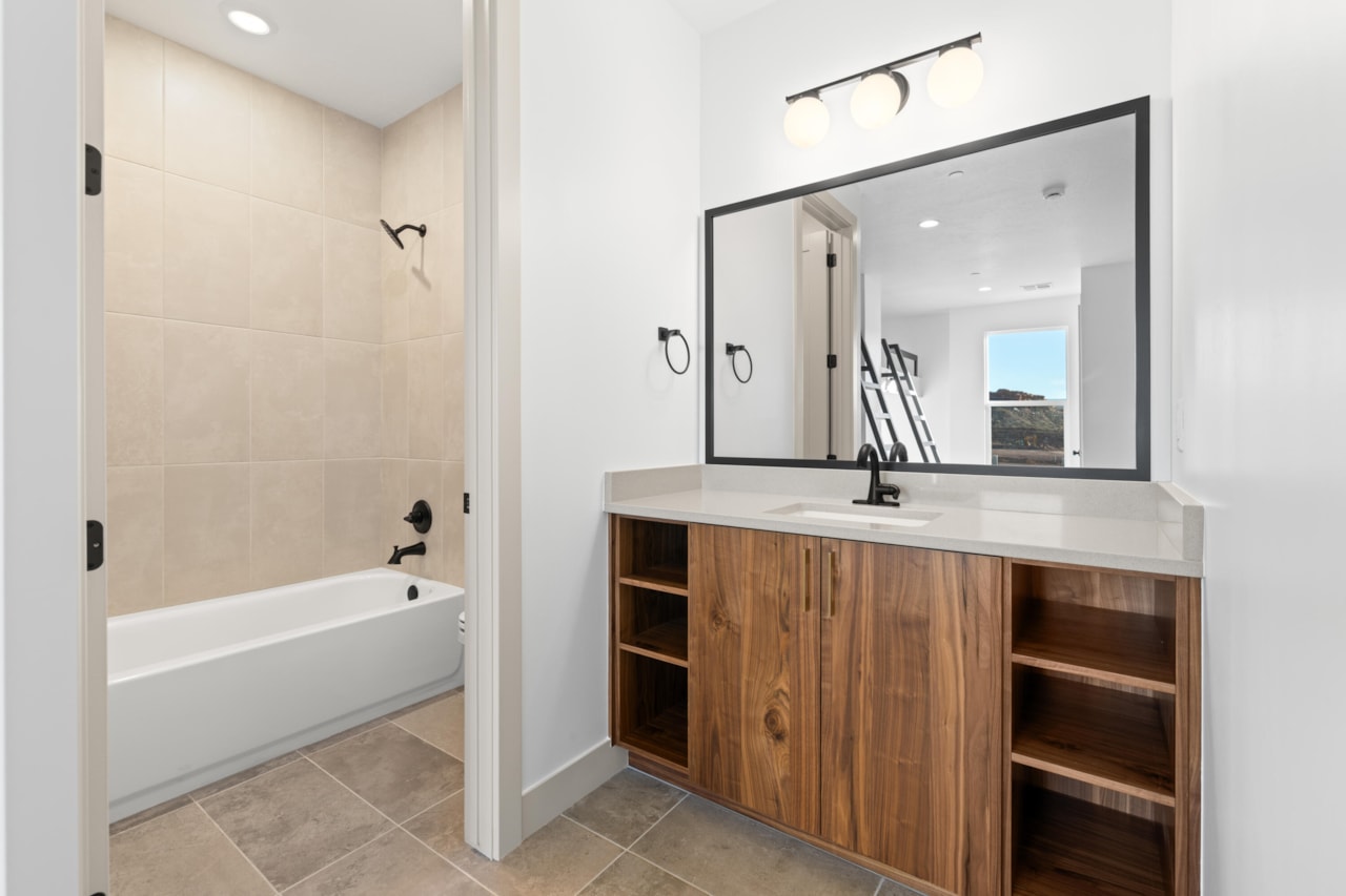 3586 E Amenecer LN #88 Washington, UT 84780 home for sale, MLS#25-266322 - Erika Rogers Photo 15