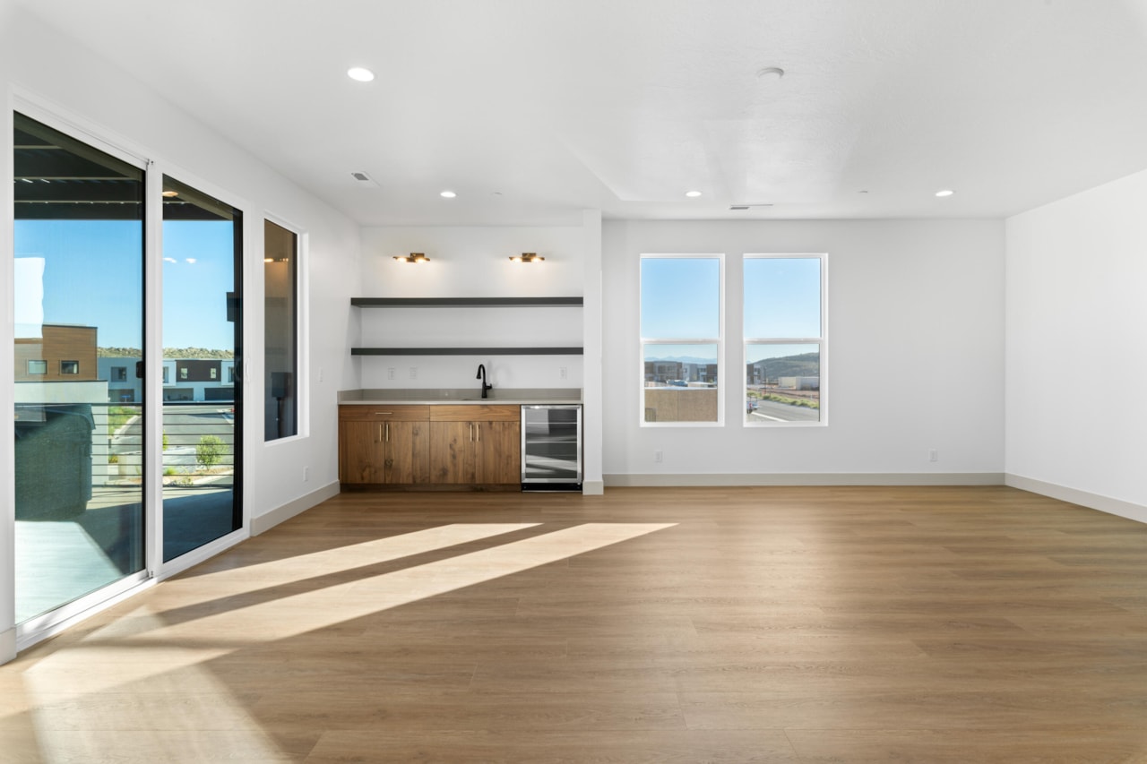 3586 E Amenecer LN #88 Washington, UT 84780 home for sale, MLS#25-266322 - Erika Rogers Photo 23