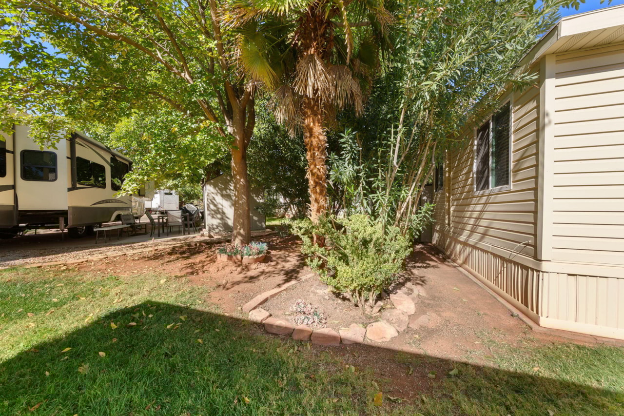 180 N 1100  E #140 Washington, UT 84780 home for sale, MLS#25-266325 - Erika Rogers Photo 15