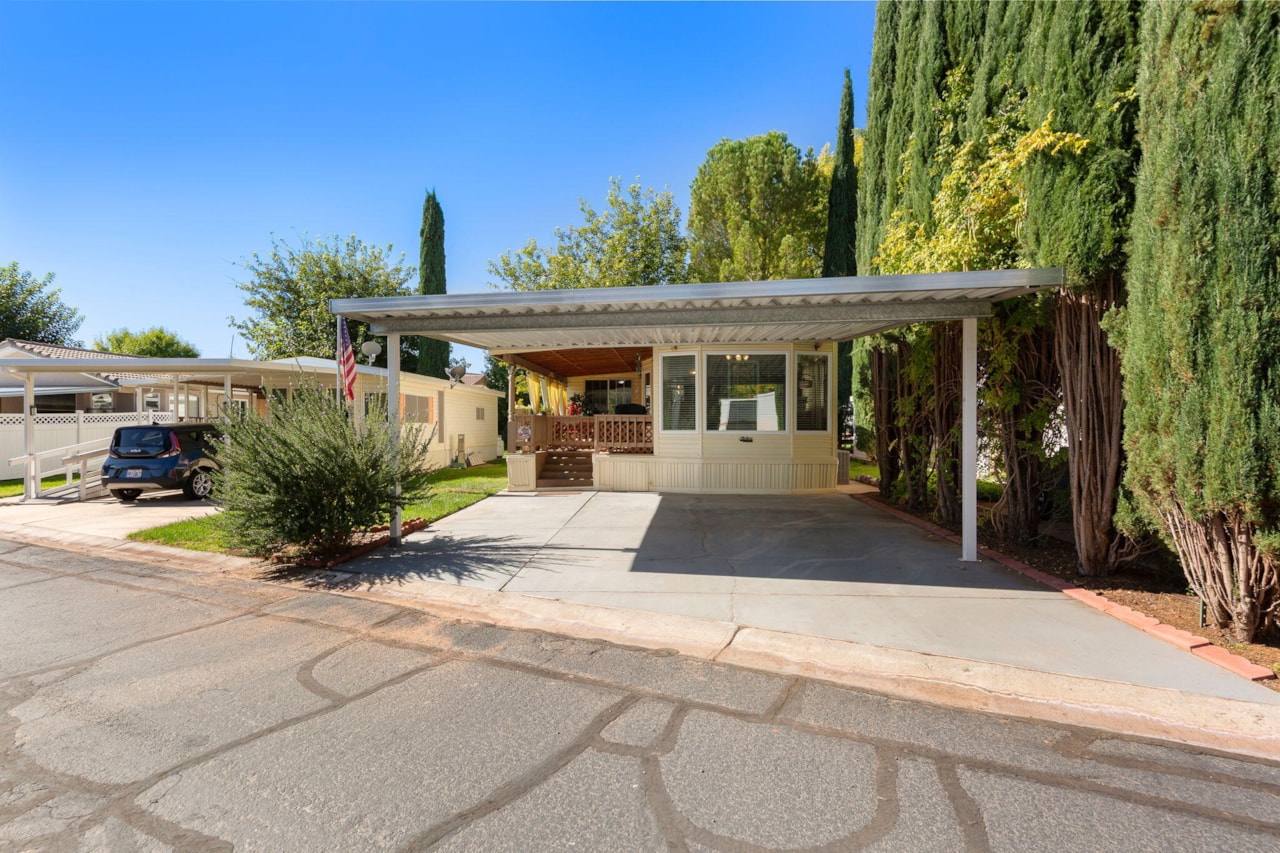 180 N 1100  E #140 Washington, UT 84780 home for sale, MLS#25-266325 - Erika Rogers Photo 19