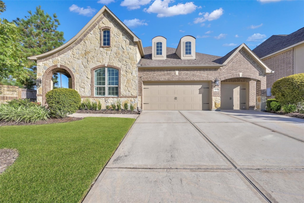 32007 Autumn Orchard Lane, Conroe, TX 77385 - property for lease
