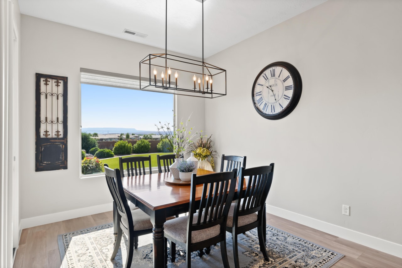 1236 Fairway DR Washington, UT 84780 home for sale, MLS#25-264881 - Erika Rogers Photo 21