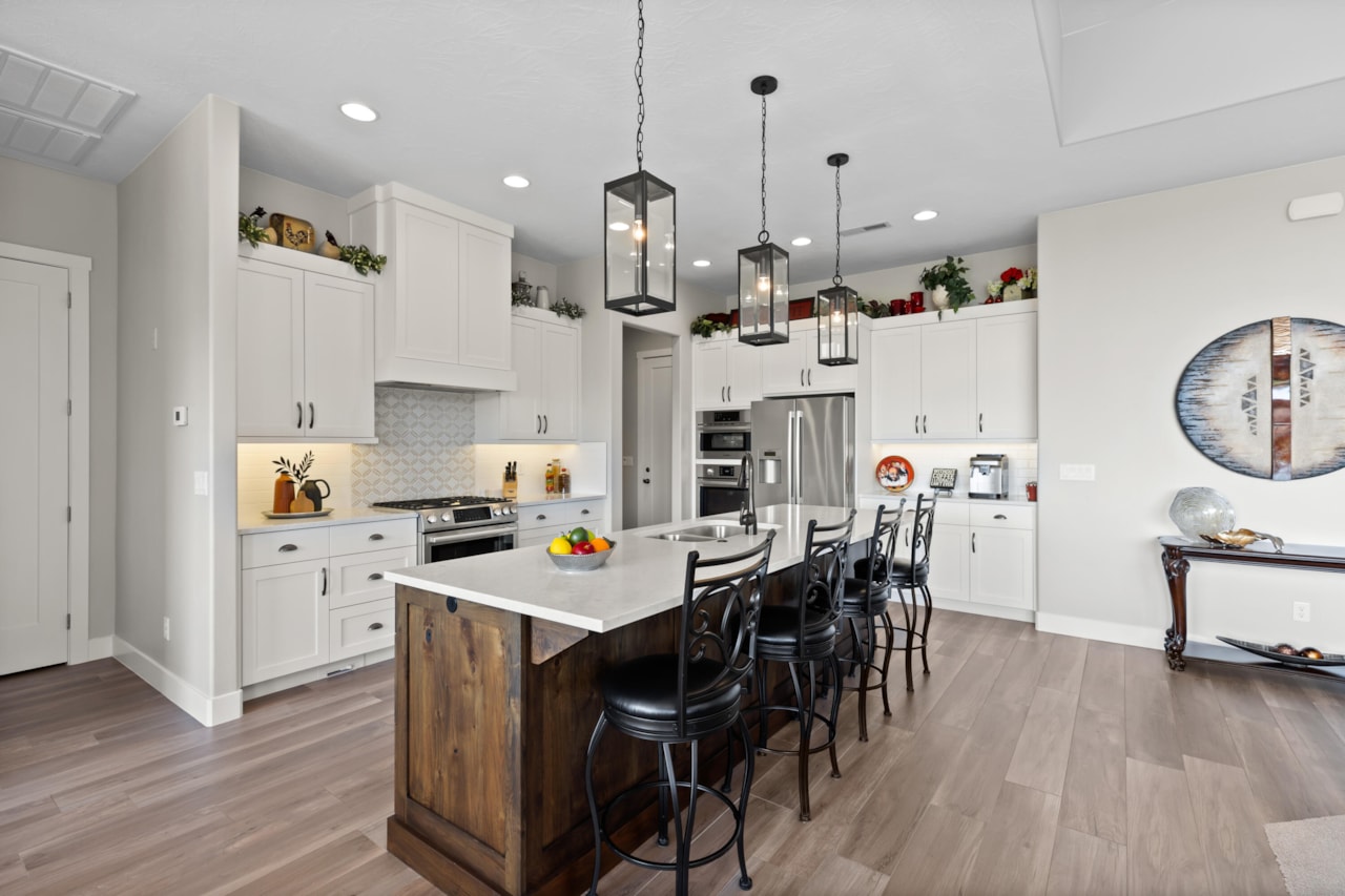 1236 Fairway DR Washington, UT 84780 home for sale, MLS#25-264881 - Erika Rogers Photo 22