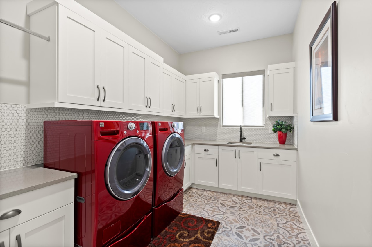 1236 Fairway DR Washington, UT 84780 home for sale, MLS#25-264881 - Erika Rogers Photo 40