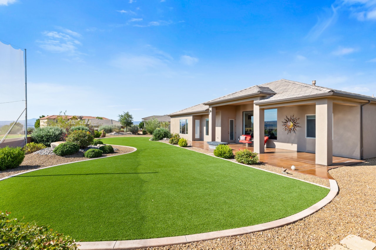 1236 Fairway DR Washington, UT 84780 home for sale, MLS#25-264881 - Erika Rogers Photo 43