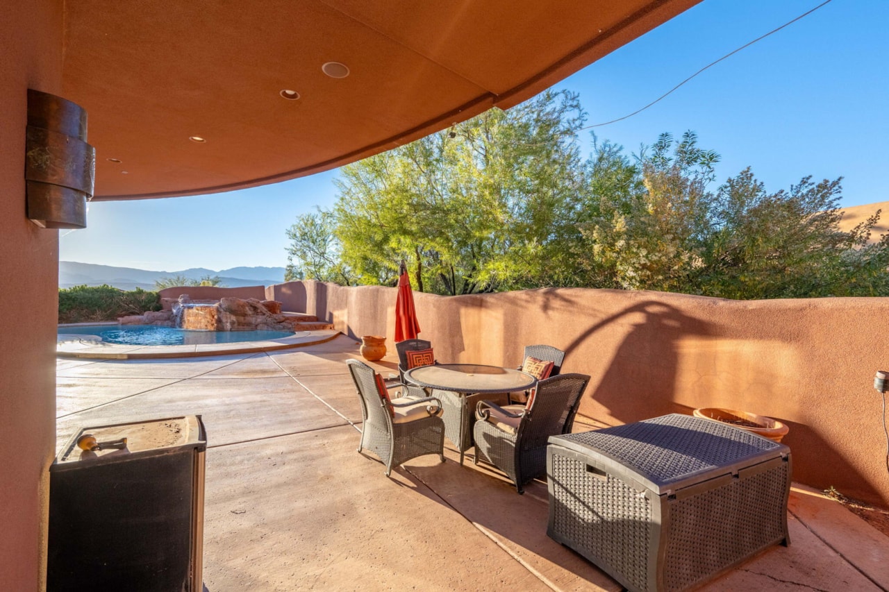 2226 W Lomaki CIR St George, UT 84770 home for sale, MLS#25-266333 - Erika Rogers Photo 39