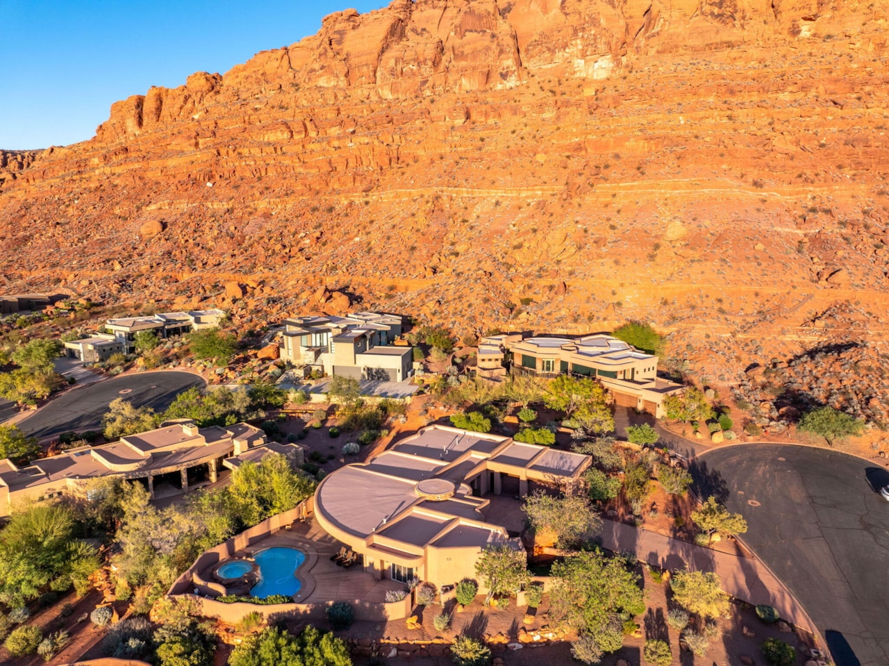 2226 W Lomaki CIR St George, UT 84770 home for sale, MLS#25-266333 - Erika Rogers Photo 48