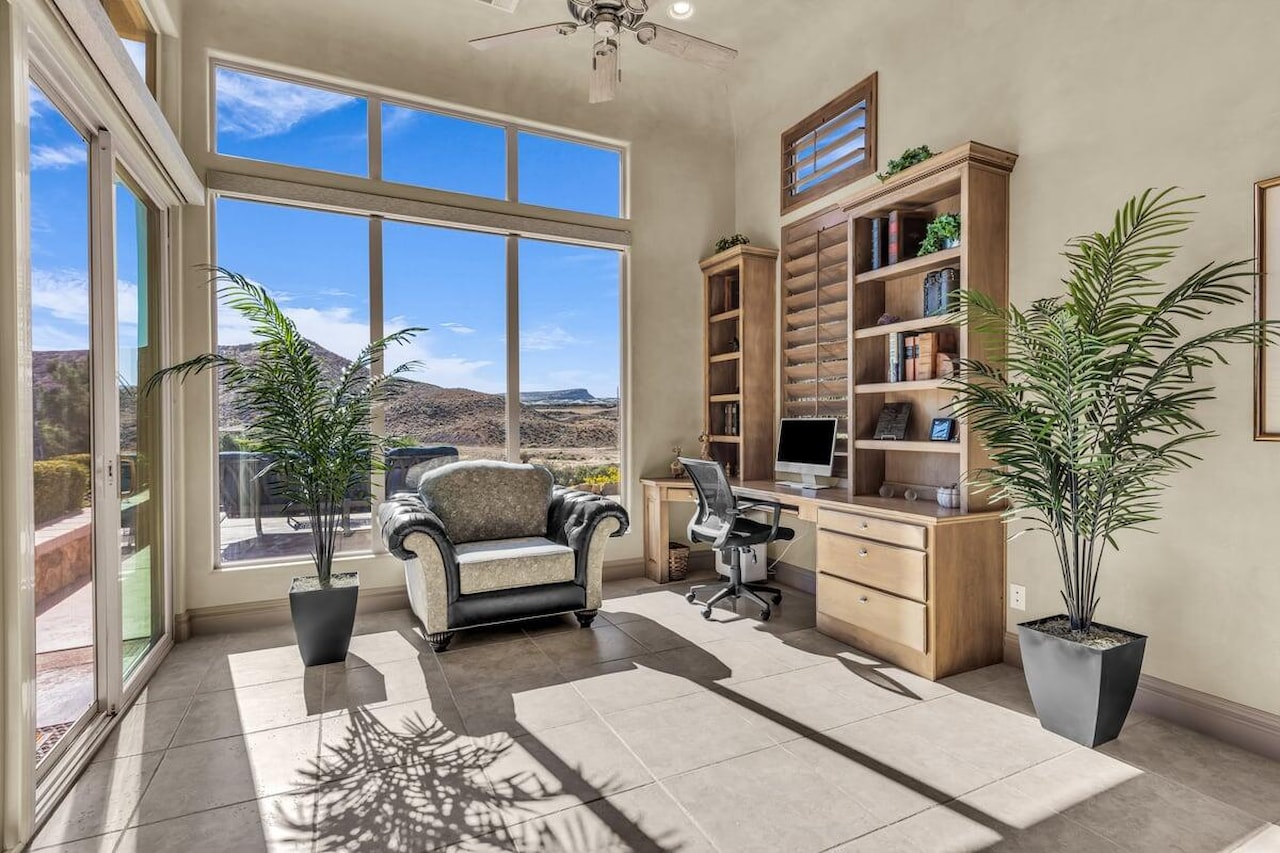 2639 W San Marcus CIR St George, UT 84770 home for sale, MLS#25-266337 - Erika Rogers Photo 11