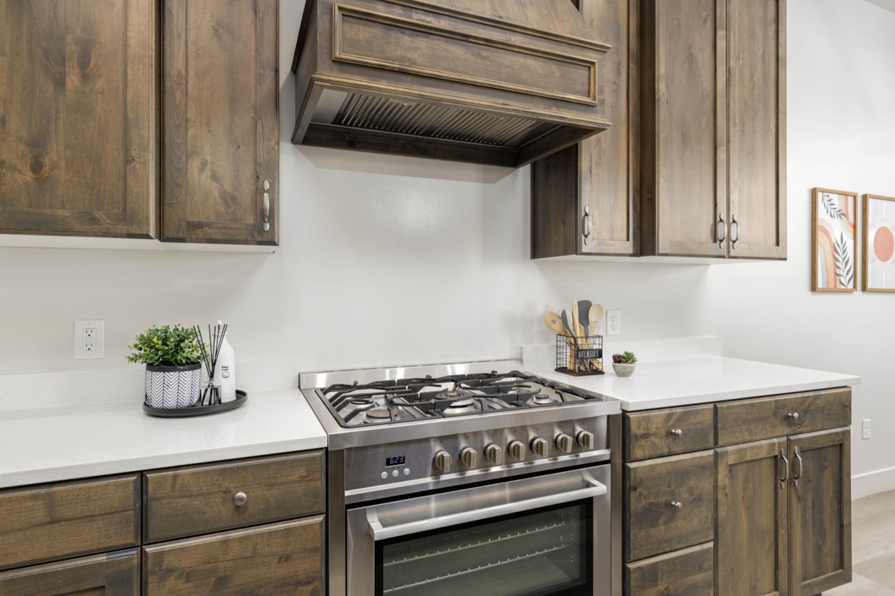 3397 E Maple Mountain DR St George, UT 84790 home for sale, MLS#25-265478 - Erika Rogers Photo 11