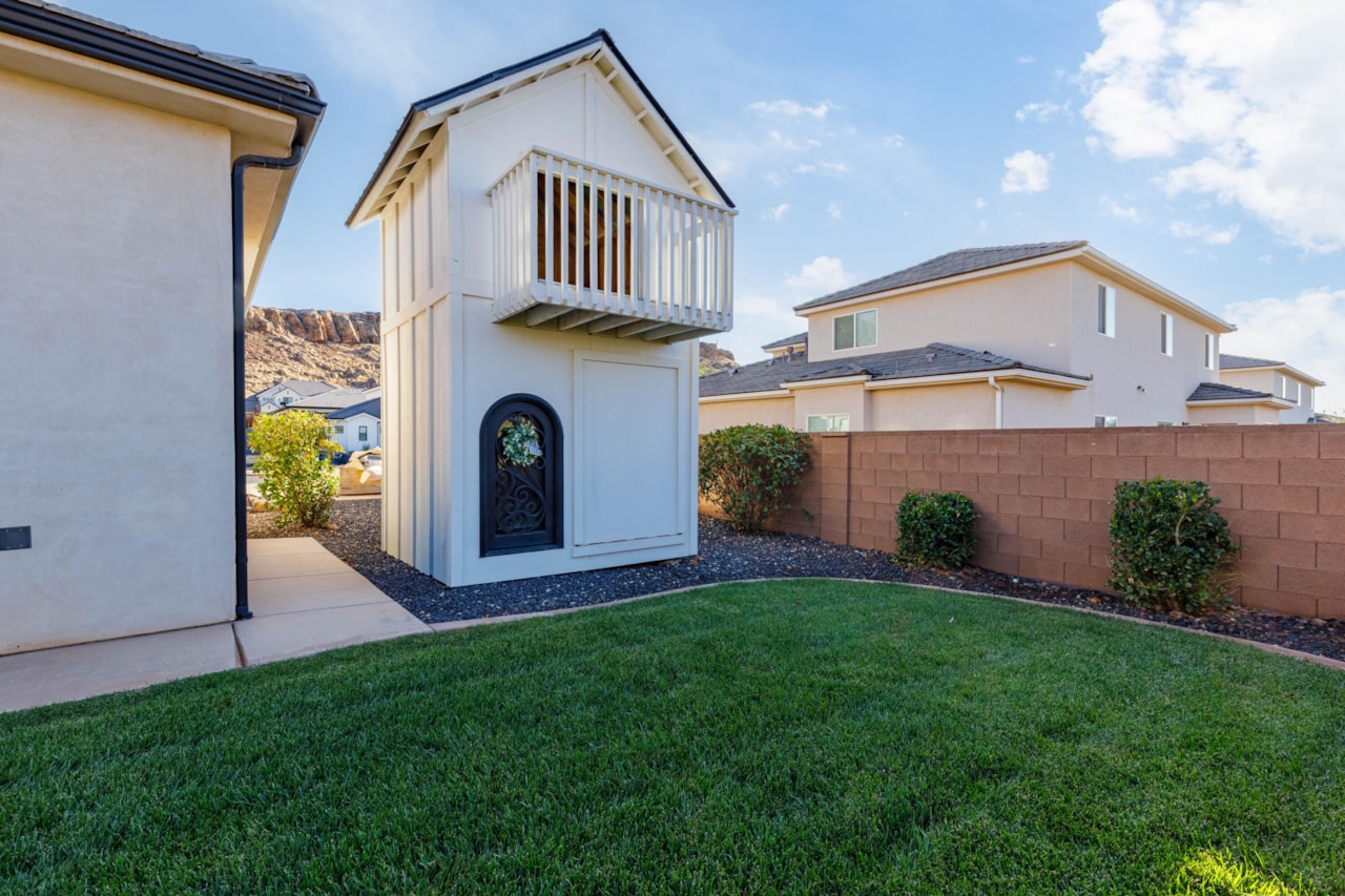 3397 E Maple Mountain DR St George, UT 84790 home for sale, MLS#25-265478 - Erika Rogers Photo 37