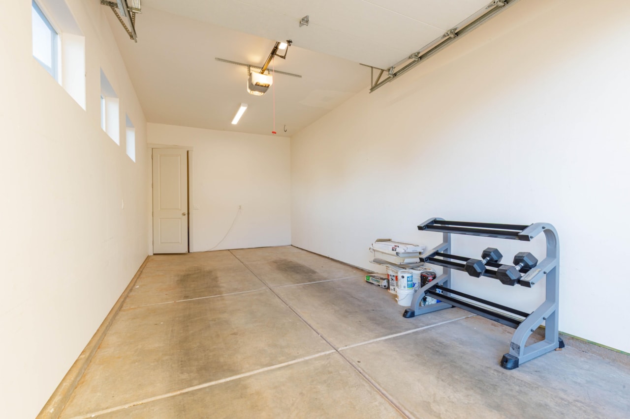 3397 E Maple Mountain DR St George, UT 84790 home for sale, MLS#25-265478 - Erika Rogers Photo 40