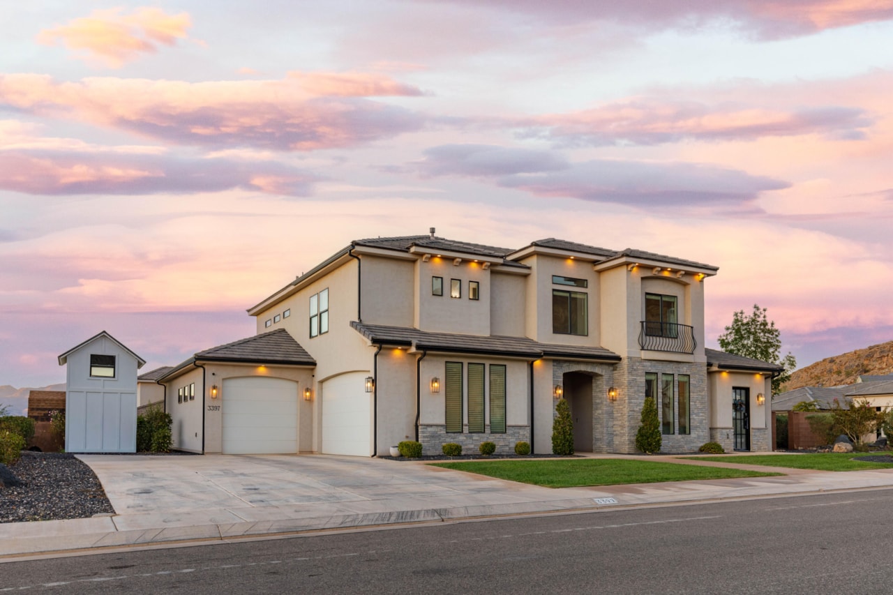 3397 E Maple Mountain DR St George, UT 84790 home for sale, MLS#25-265478 - Erika Rogers Photo 3