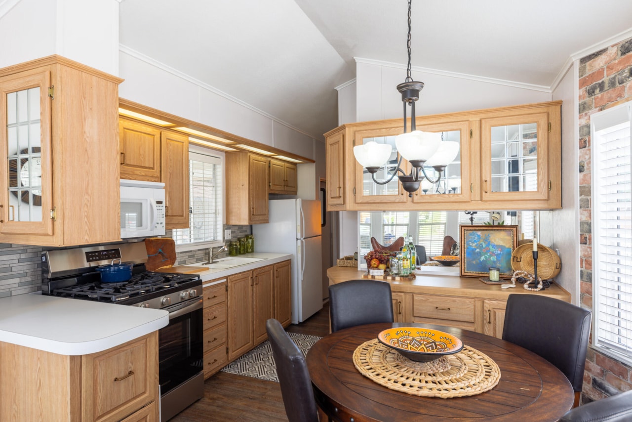 2990 E Riverside #117 St George, UT 84790 home for sale, MLS#25-266344 - Erika Rogers Photo 5