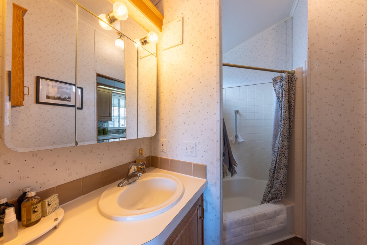 2990 E Riverside #117 St George, UT 84790 home for sale, MLS#25-266344 - Erika Rogers Photo 12