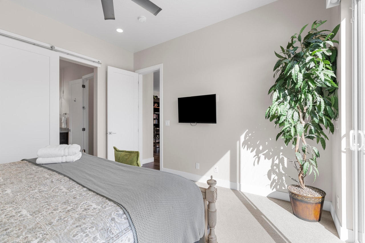 2286 N Double Eagle LN Washington, UT 84780 home for sale, MLS#25-266358 - Erika Rogers Photo 47