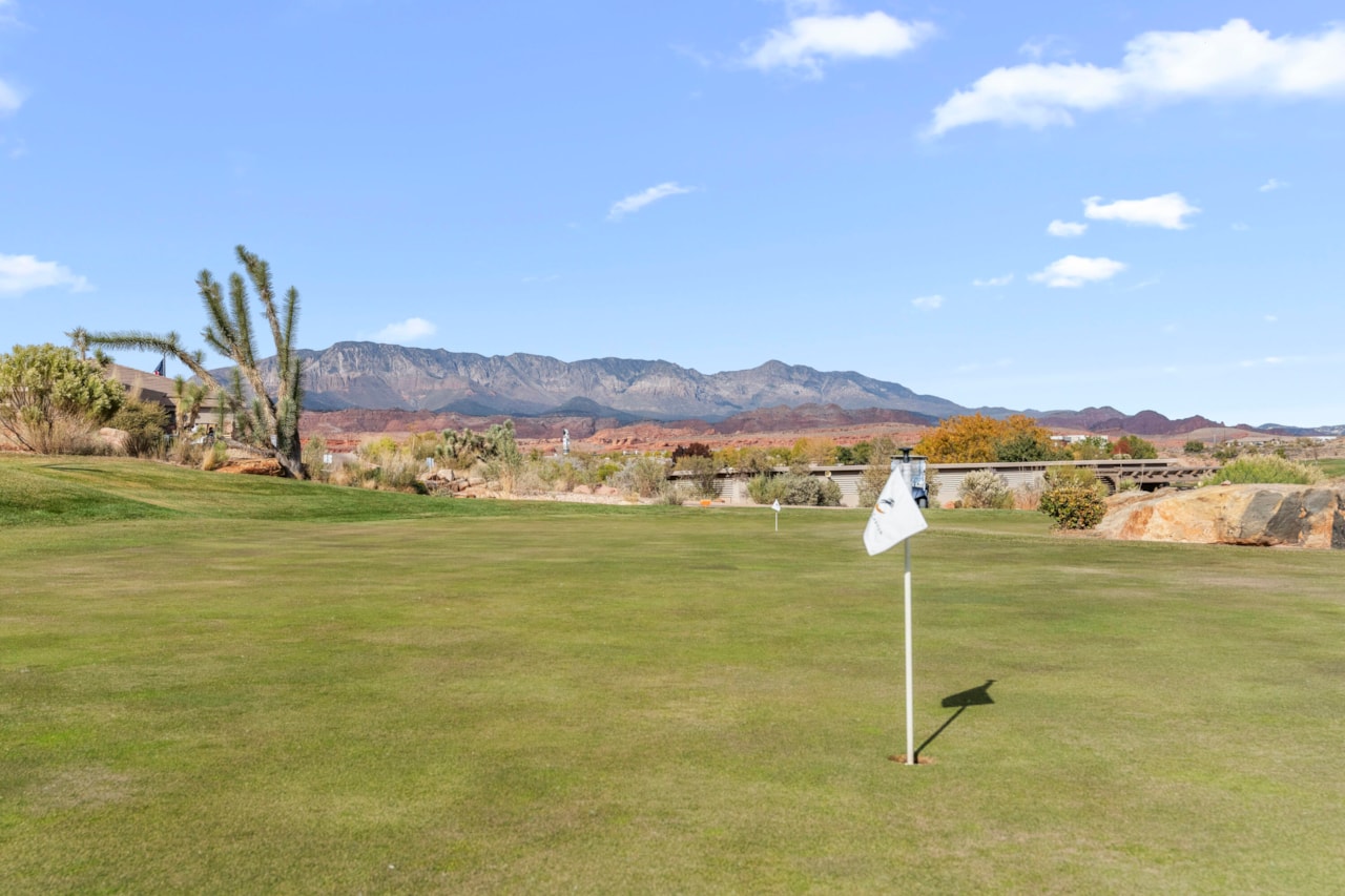 2286 N Double Eagle LN Washington, UT 84780 home for sale, MLS#25-266358 - Erika Rogers Photo 66