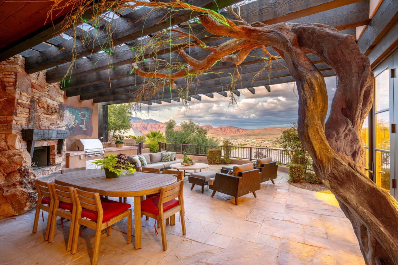 1558 N Harvard Ave Washington, UT 84780 home for sale, MLS#25-258621 - Erika Rogers Photo 11