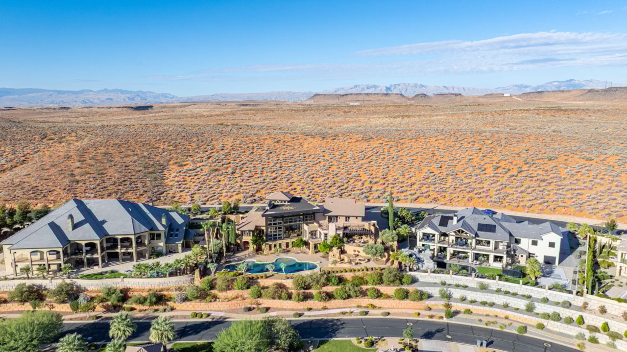 1558 N Harvard Ave Washington, UT 84780 home for sale, MLS#25-258621 - Erika Rogers Photo 18