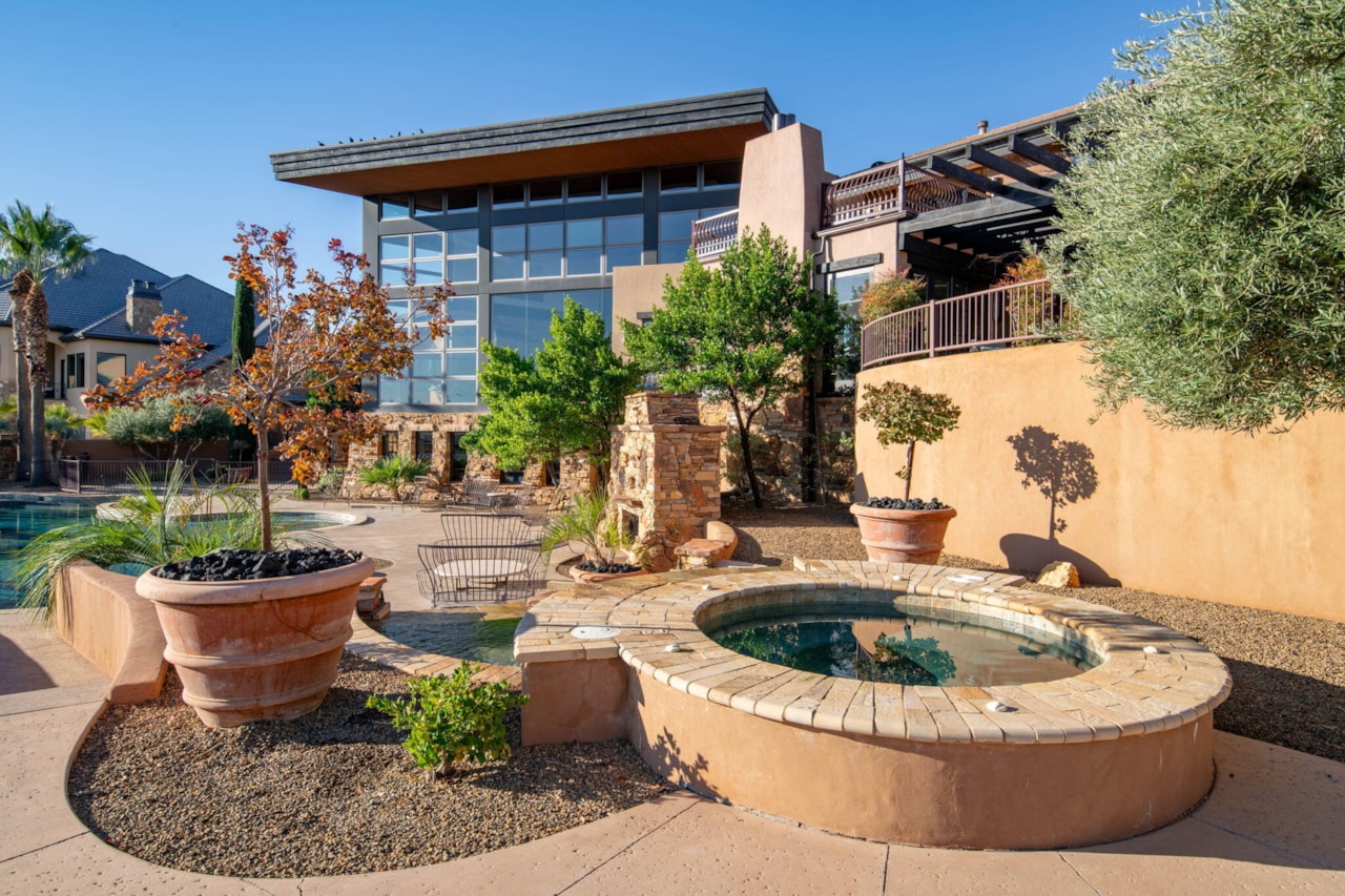 1558 N Harvard Ave Washington, UT 84780 home for sale, MLS#25-258621 - Erika Rogers Photo 111