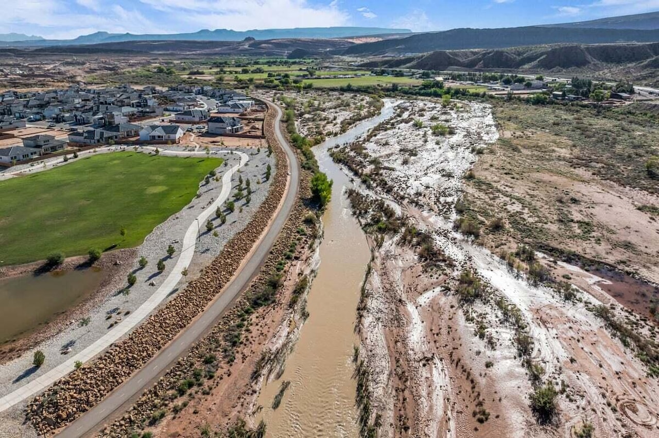 2997 E Beartrap Canyon DR Washington, UT 84780 home for sale, MLS#25-265828 - Erika Rogers Photo 19
