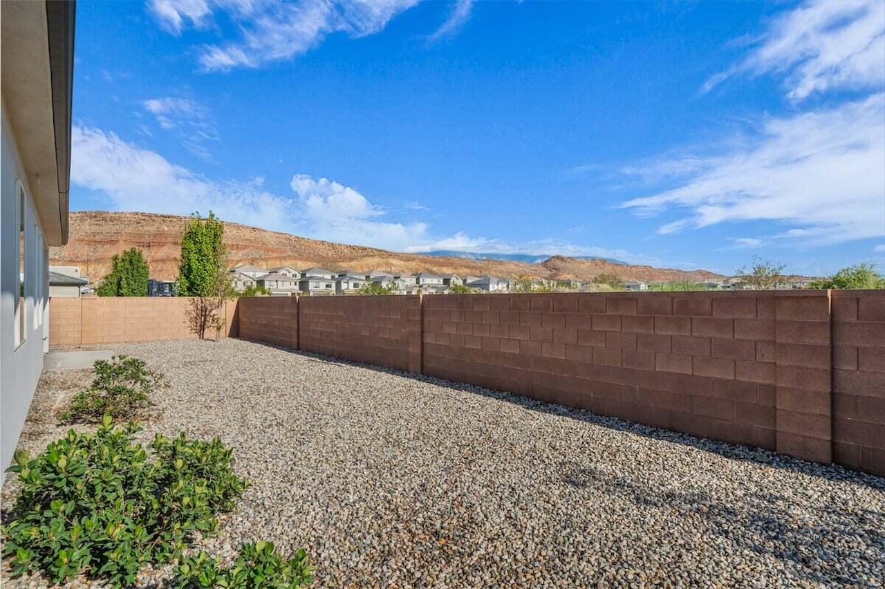 2997 E Beartrap Canyon DR Washington, UT 84780 home for sale, MLS#25-265828 - Erika Rogers Photo 14