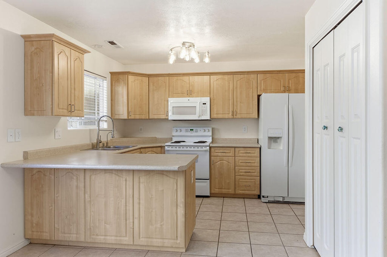 1301 W Indian Hills #31 St George, UT 84770 home for sale, MLS#25-266409 - Erika Rogers Photo 7