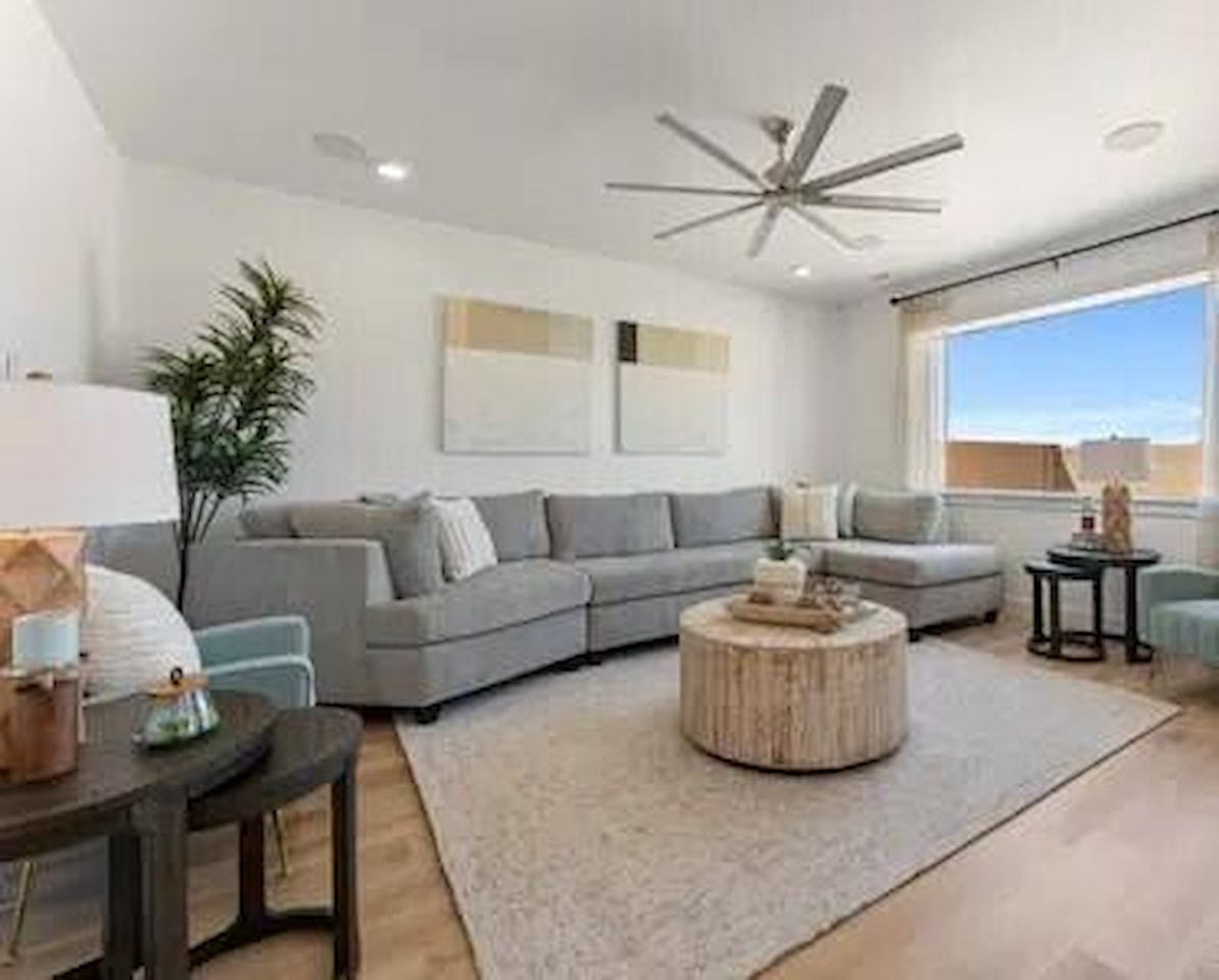 503 W Avery LN St George, UT 84790 home for sale, MLS#25-265994 - Erika Rogers Photo 3