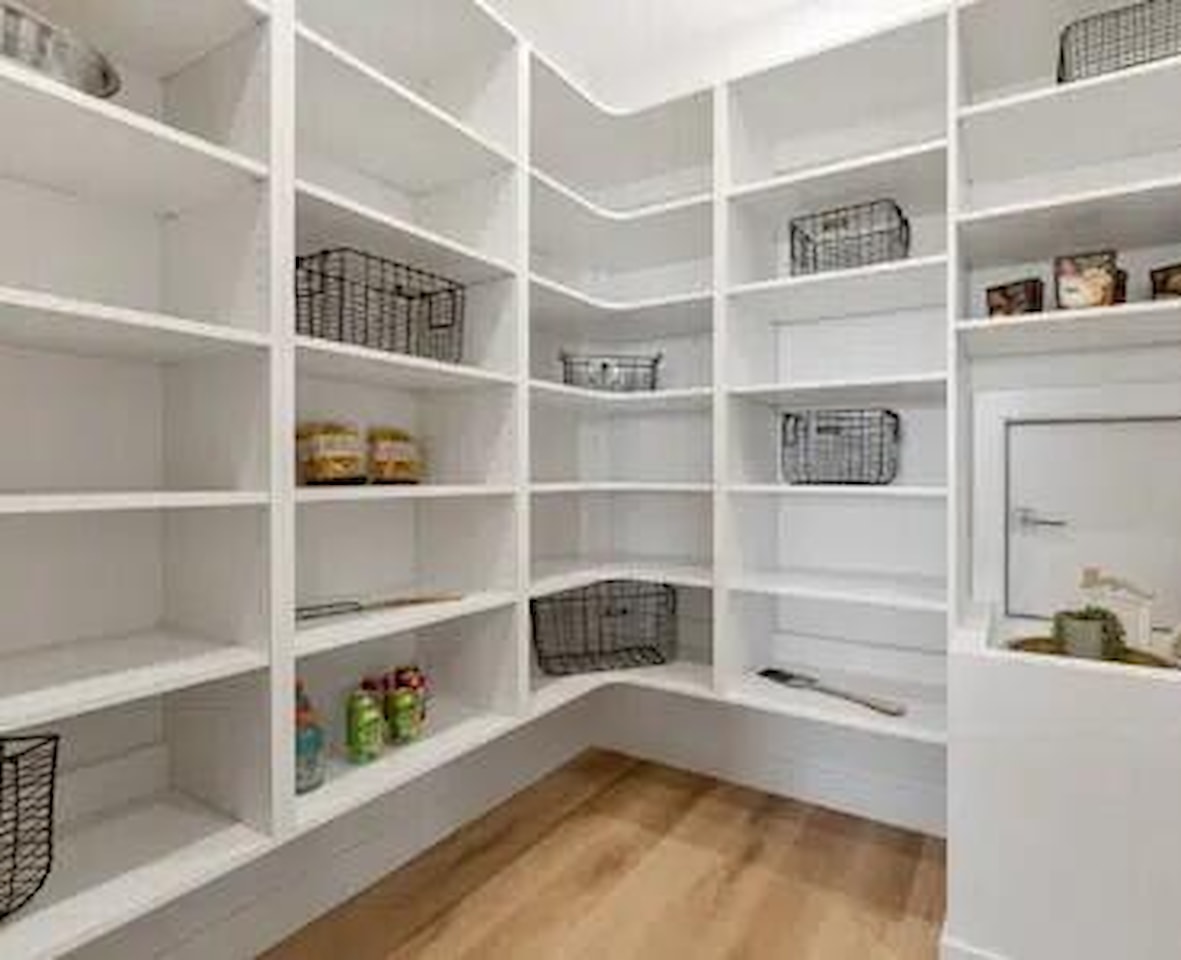 503 W Avery LN St George, UT 84790 home for sale, MLS#25-265994 - Erika Rogers Photo 9