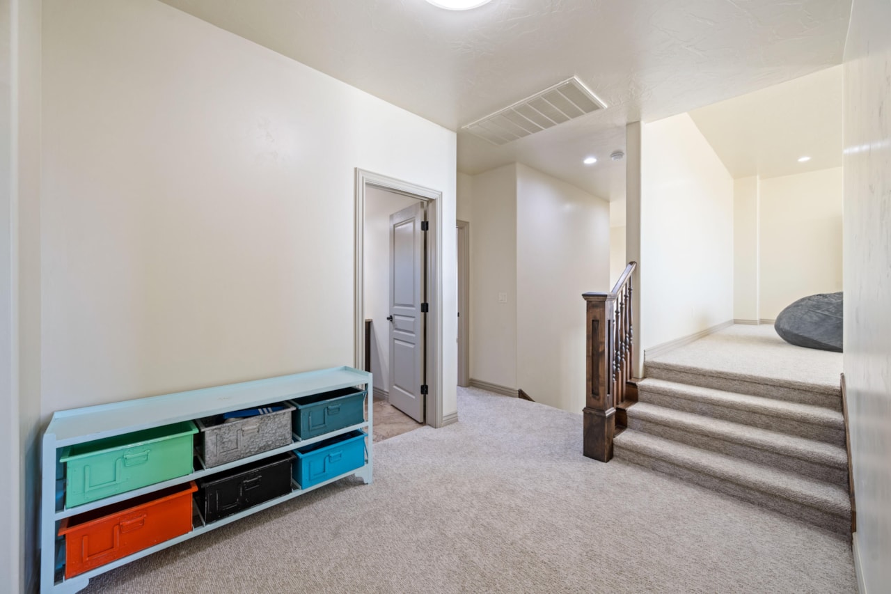 3314 S Noble DR Washington, UT 84780 home for sale, MLS#25-266418 - Erika Rogers Photo 27