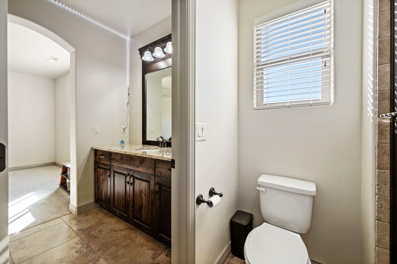 3314 S Noble DR Washington, UT 84780 home for sale, MLS#25-266418 - Erika Rogers Photo 33