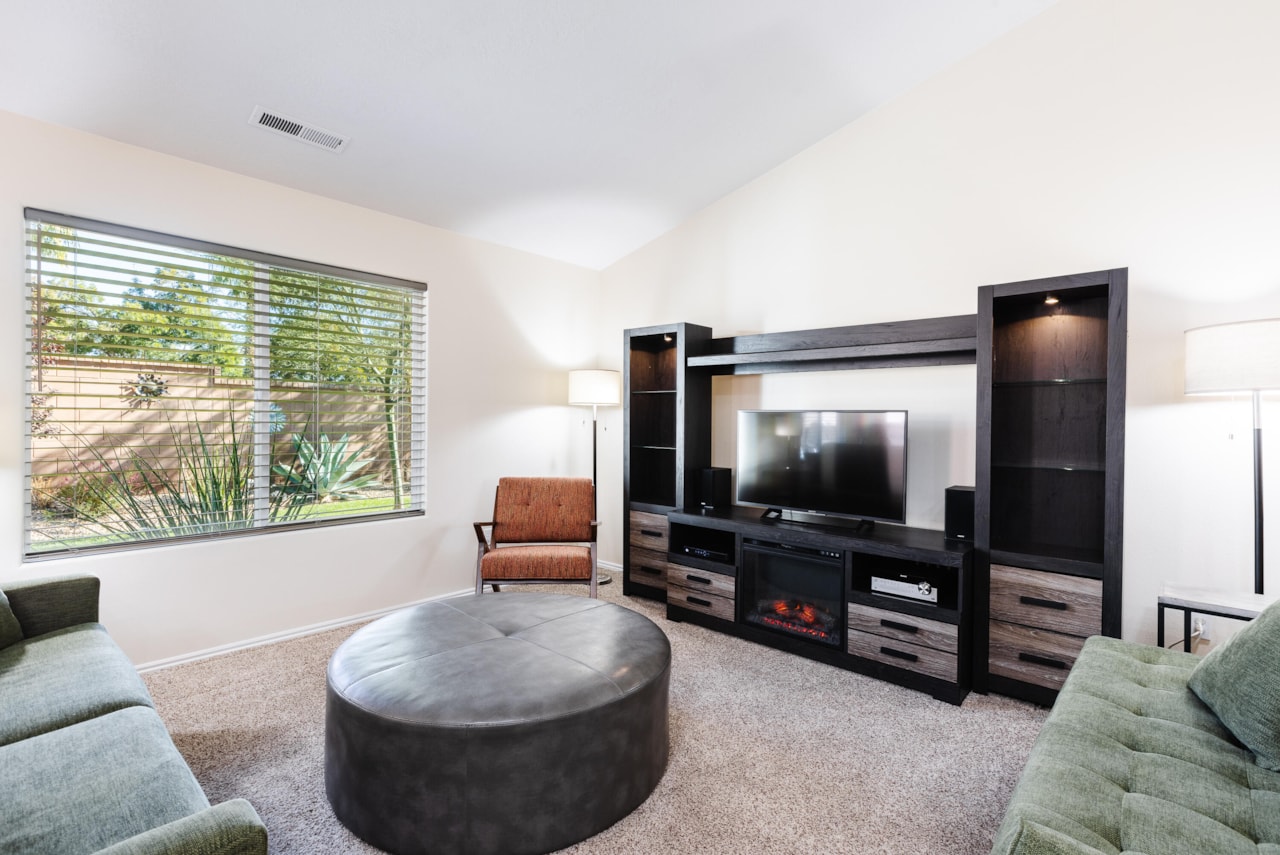 145 N Mall DR #33 St George, UT 84790 home for sale, MLS#25-266424 - Erika Rogers Photo 8