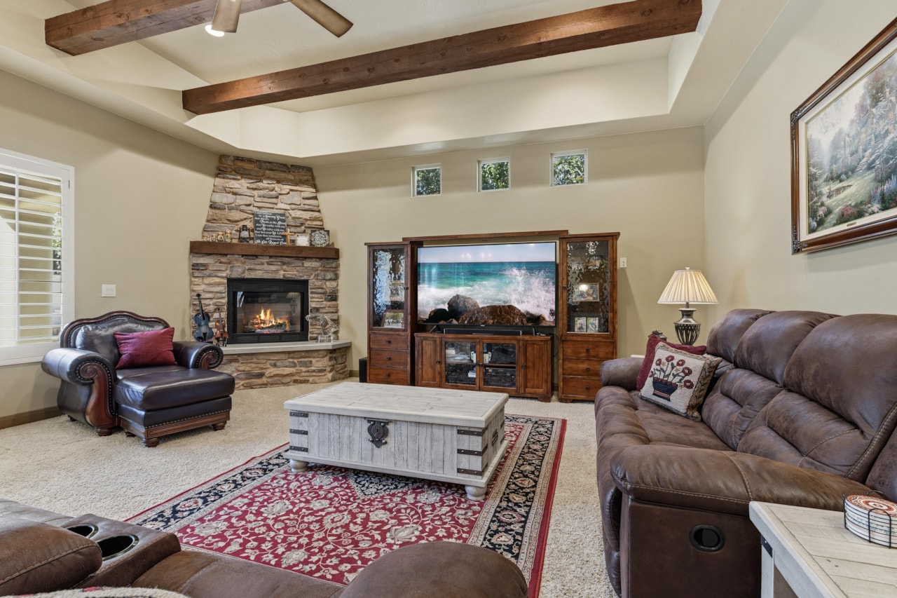 2426 E Springs DR St George, UT 84790 home for sale, MLS#25-266295 - Erika Rogers Photo 41